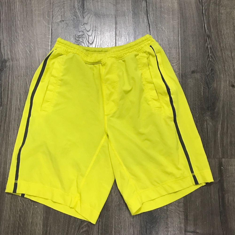 Lululemon boy Shorts